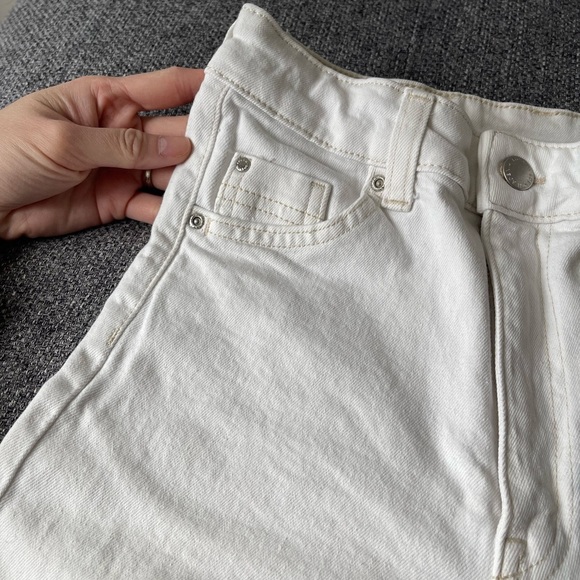 H&M high waist and wide leg Denim Culottes - Picture 3 of 9